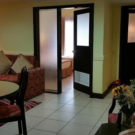 Deebaj Al Khabisi Plaza Aparthotel ดูไบ ภายนอก รูปภาพ